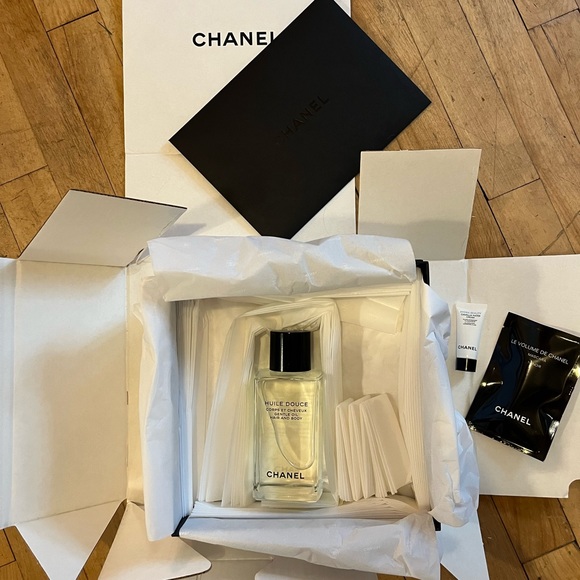New CHANEL hair + body oil RARE / SOLD OUT (huile douce corps et cheveux) - Picture 4 of 6